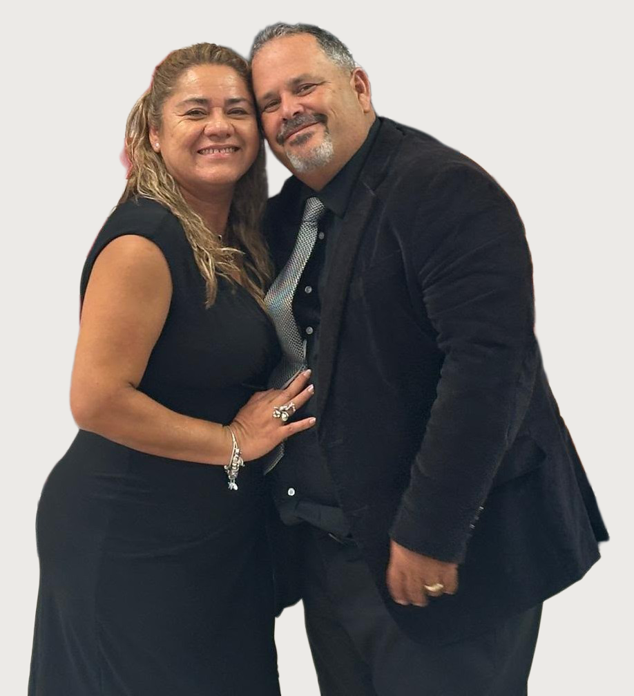 Pastor Samuel Prada y Cristina Prada